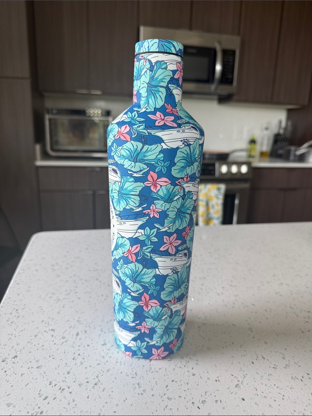 Corkcicle x Vineyard Vines Canteen Bottle - Picture 2 of 9